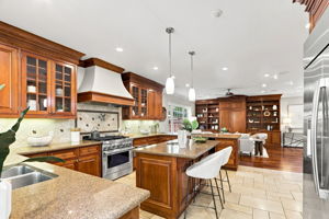 017_F8_5771 Ladner Dr