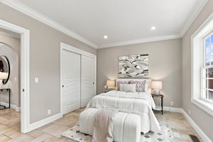 027_F8_5771 Ladner Dr