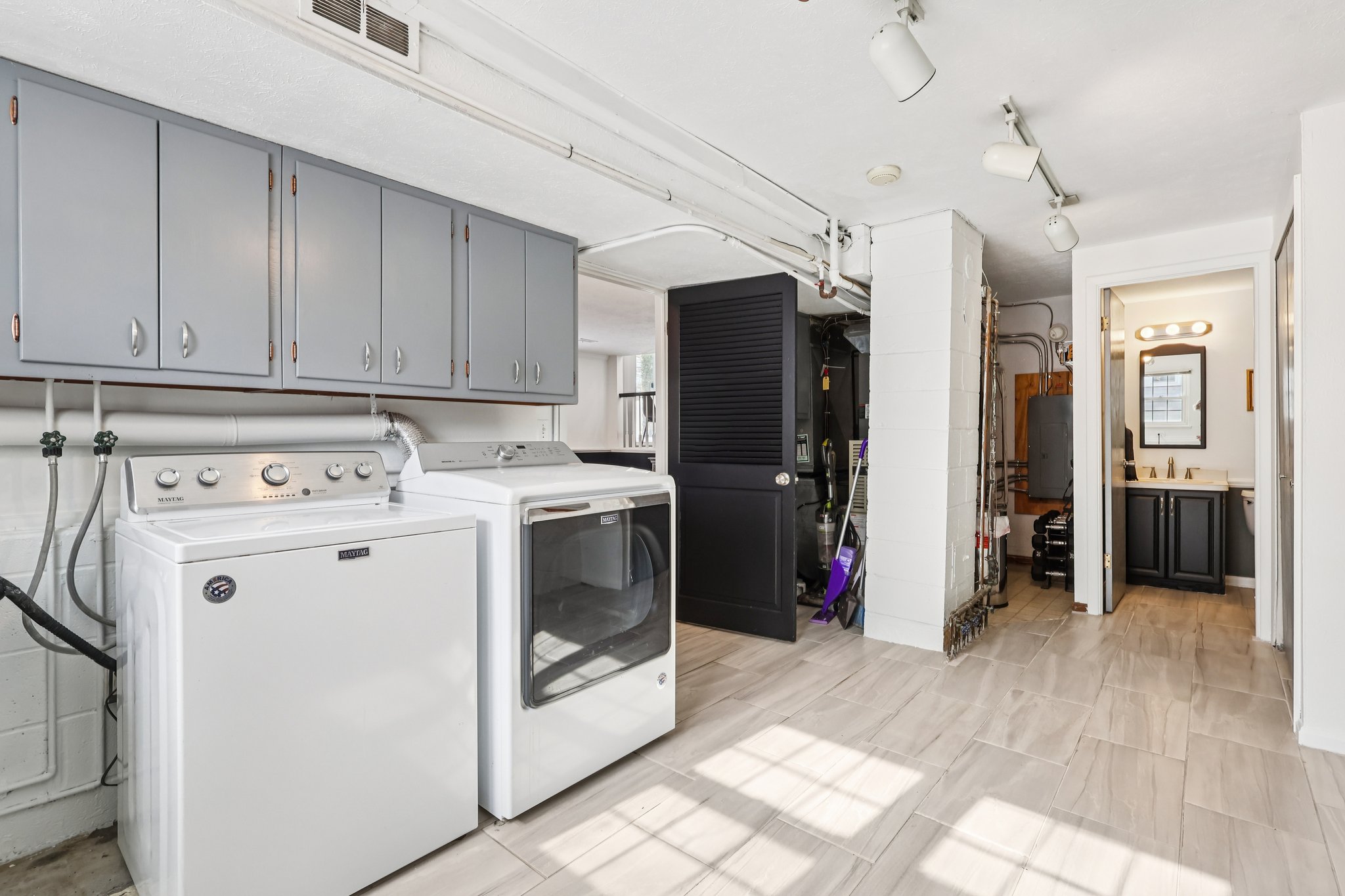 Wildbrook Dr-S1102-032.jpg