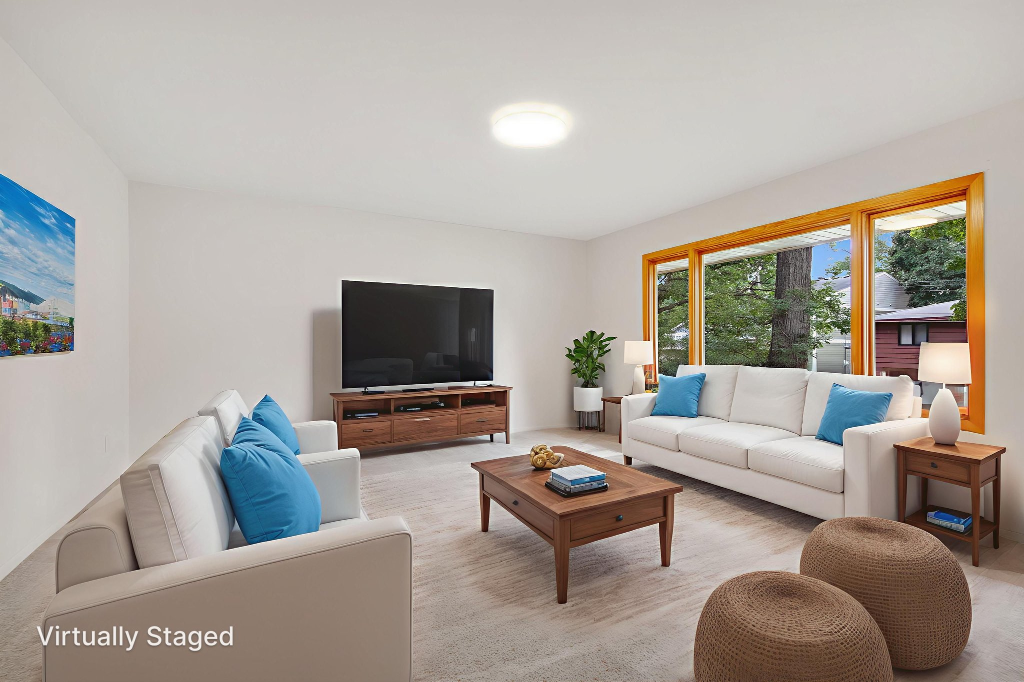 DSC05485 virtually staged.jpeg