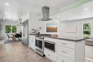 Stanley Dr-S2205-012.jpg