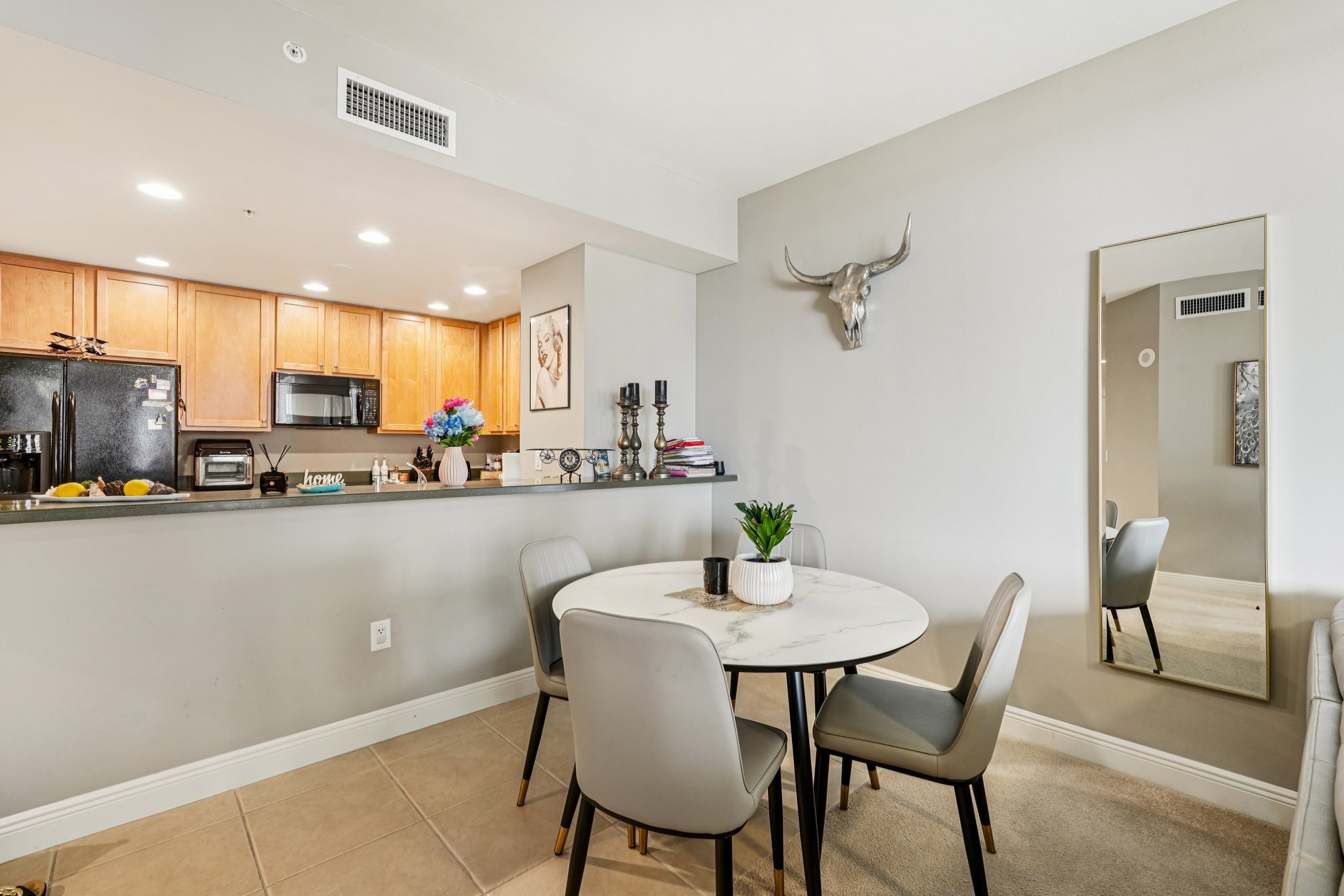 Cape Harbour Dr-S1401-007.jpg