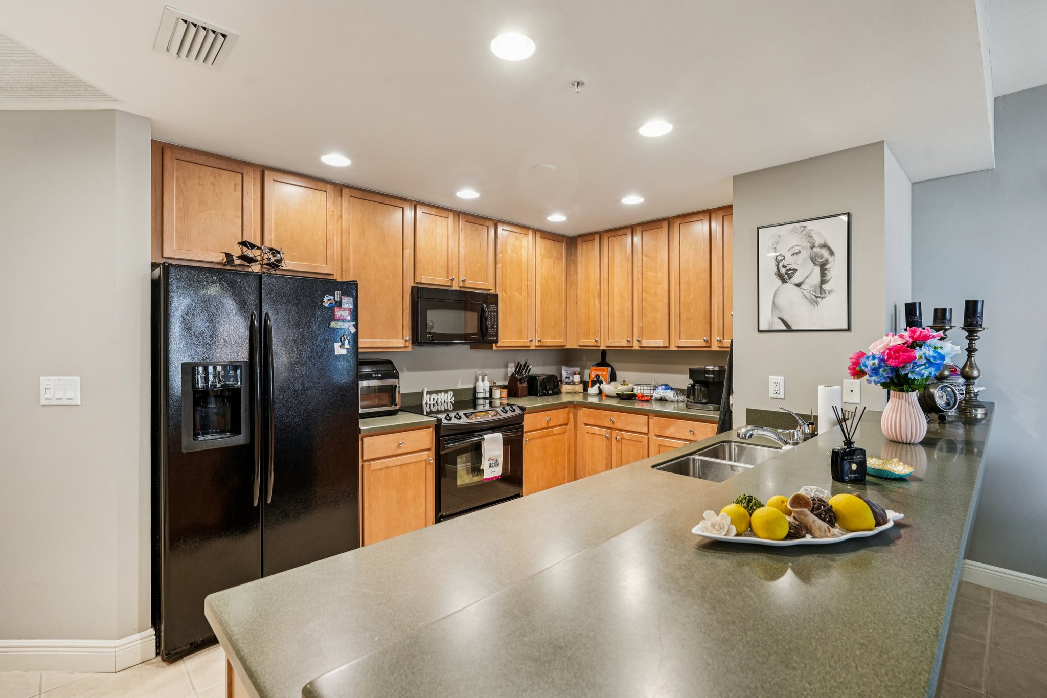 Cape Harbour Dr-S1401-009.jpg