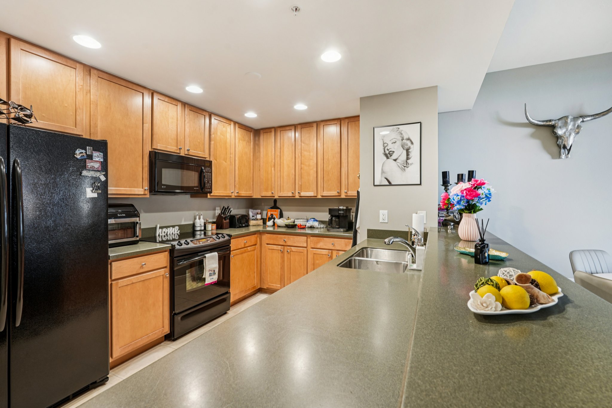 Cape Harbour Dr-S1401-010.jpg