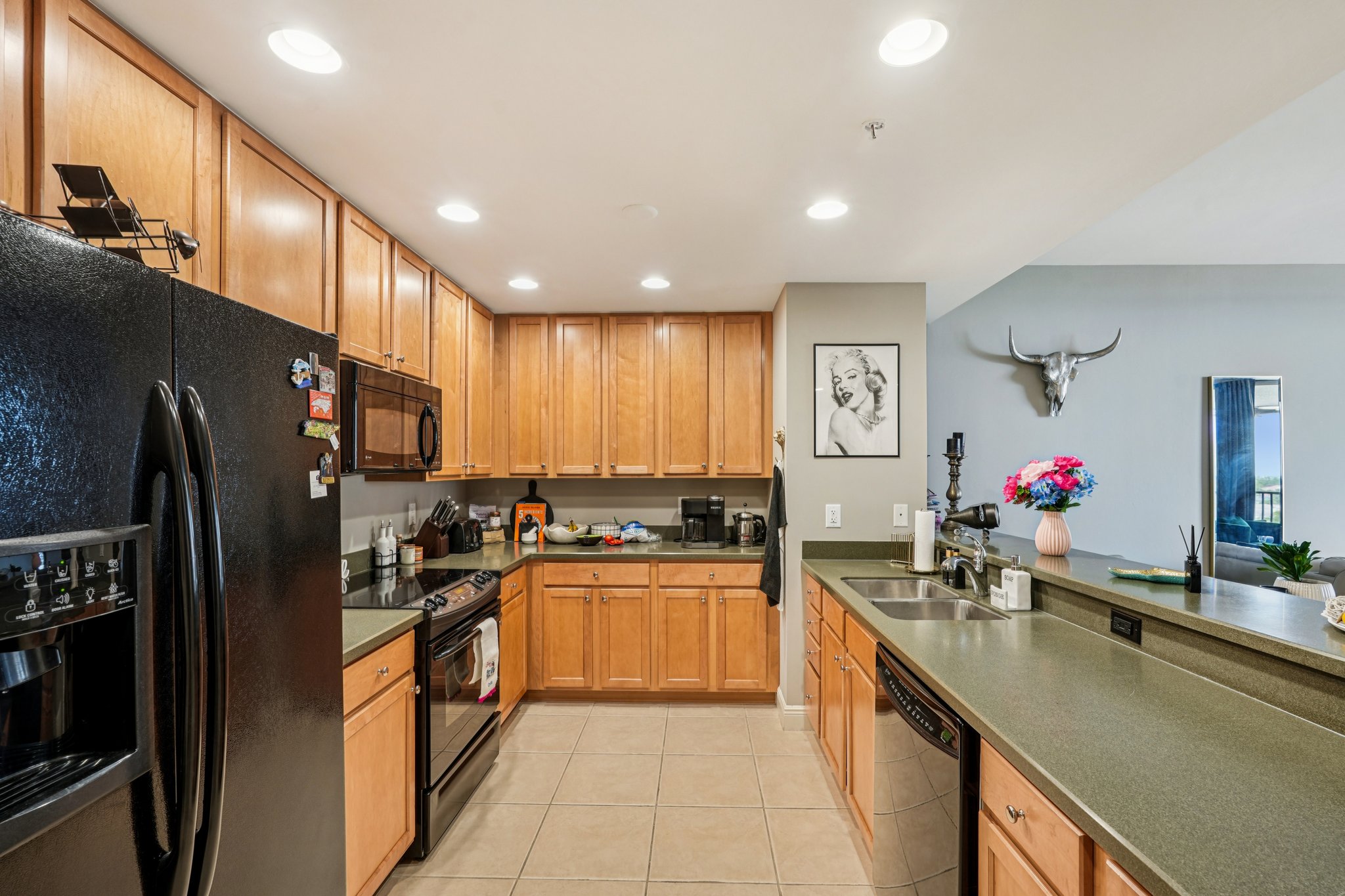 Cape Harbour Dr-S1401-011.jpg