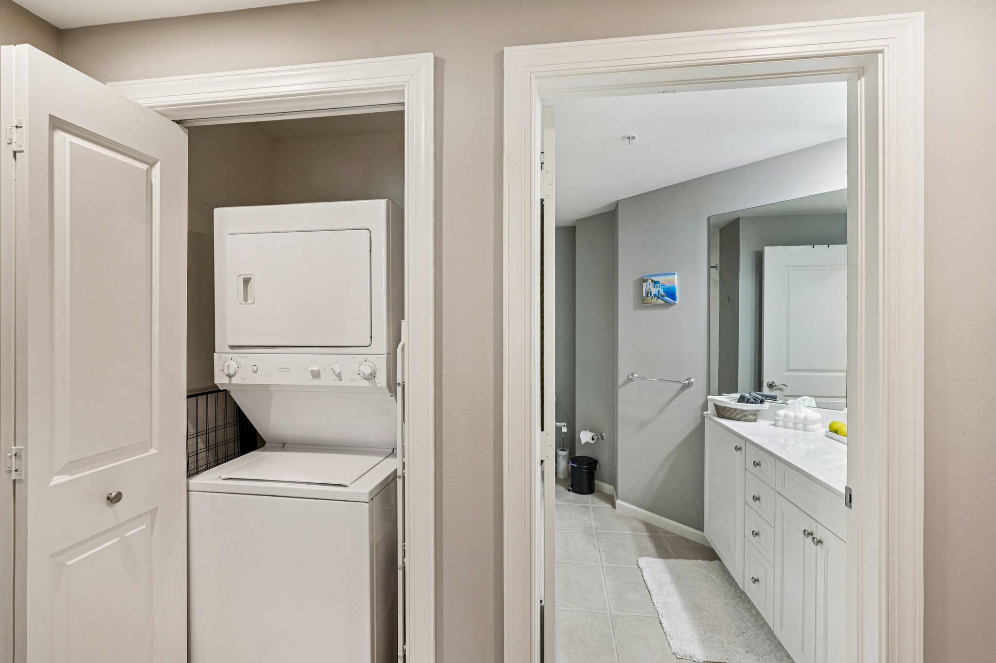 Cape Harbour Dr-S1401-017.jpg