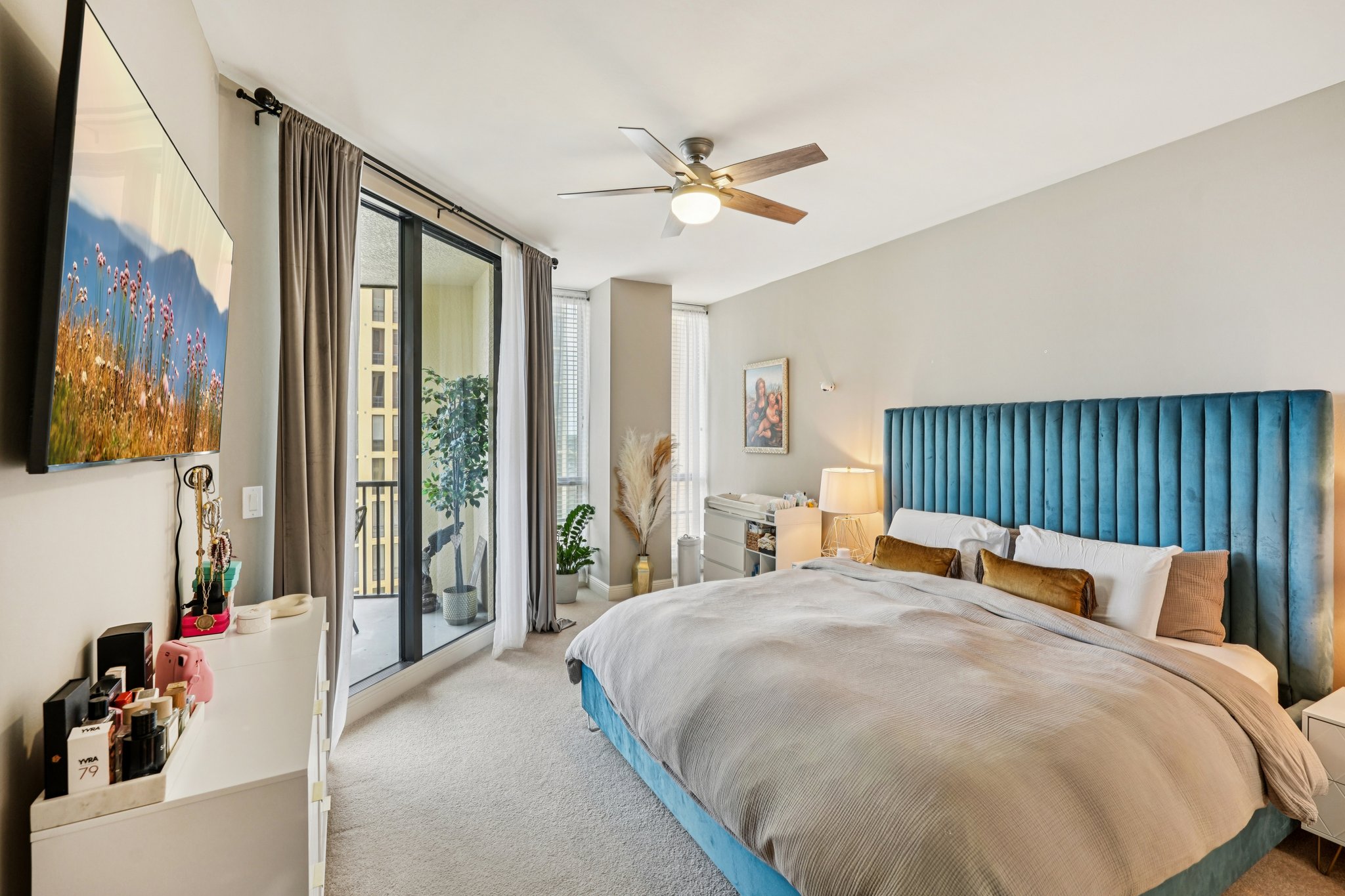 Cape Harbour Dr-S1401-018.jpg