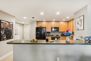 Cape Harbour Dr-S1401-008.jpg