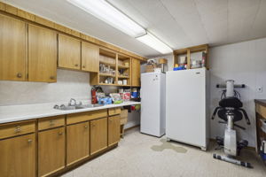  Photo 33