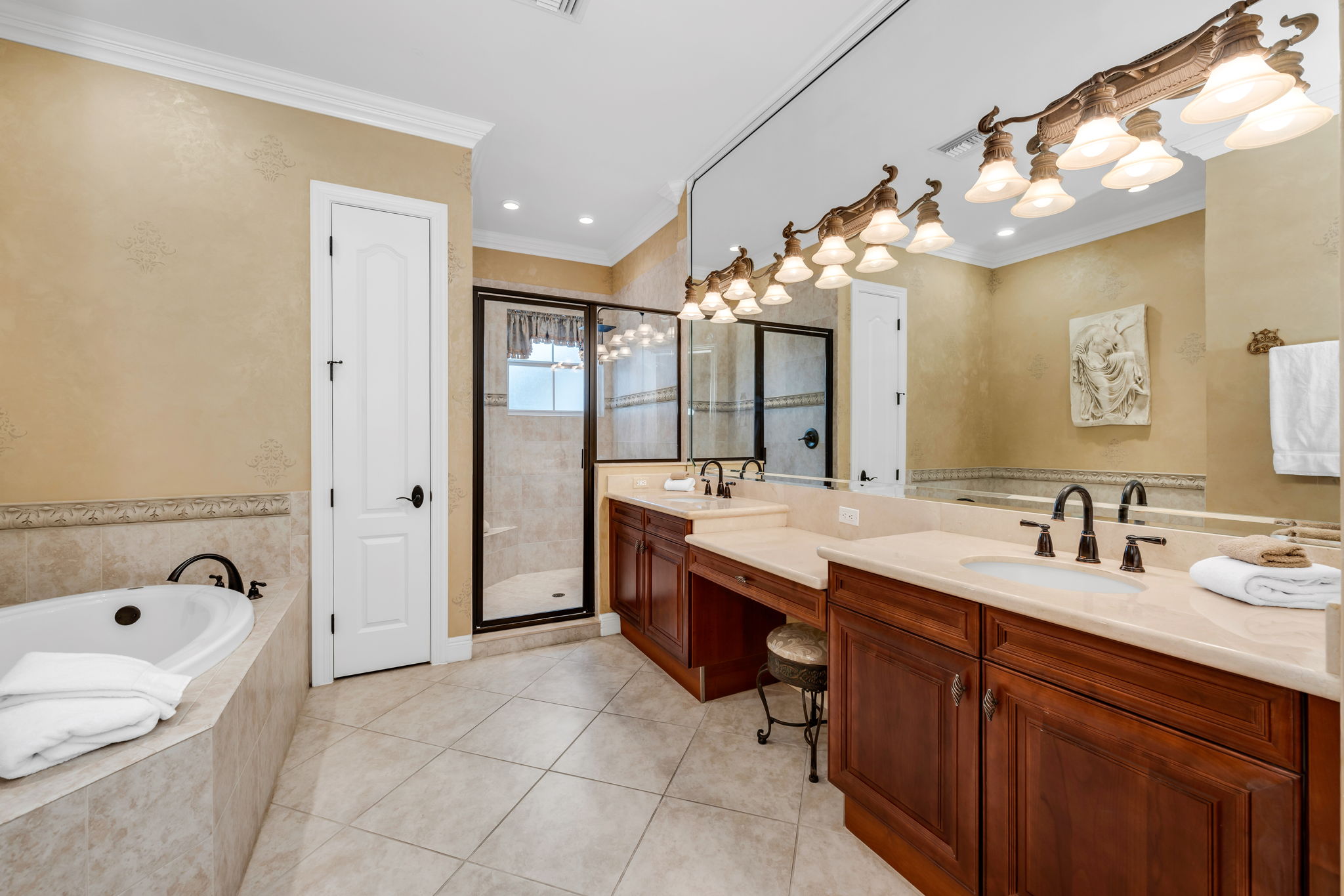 Master Suite Bath