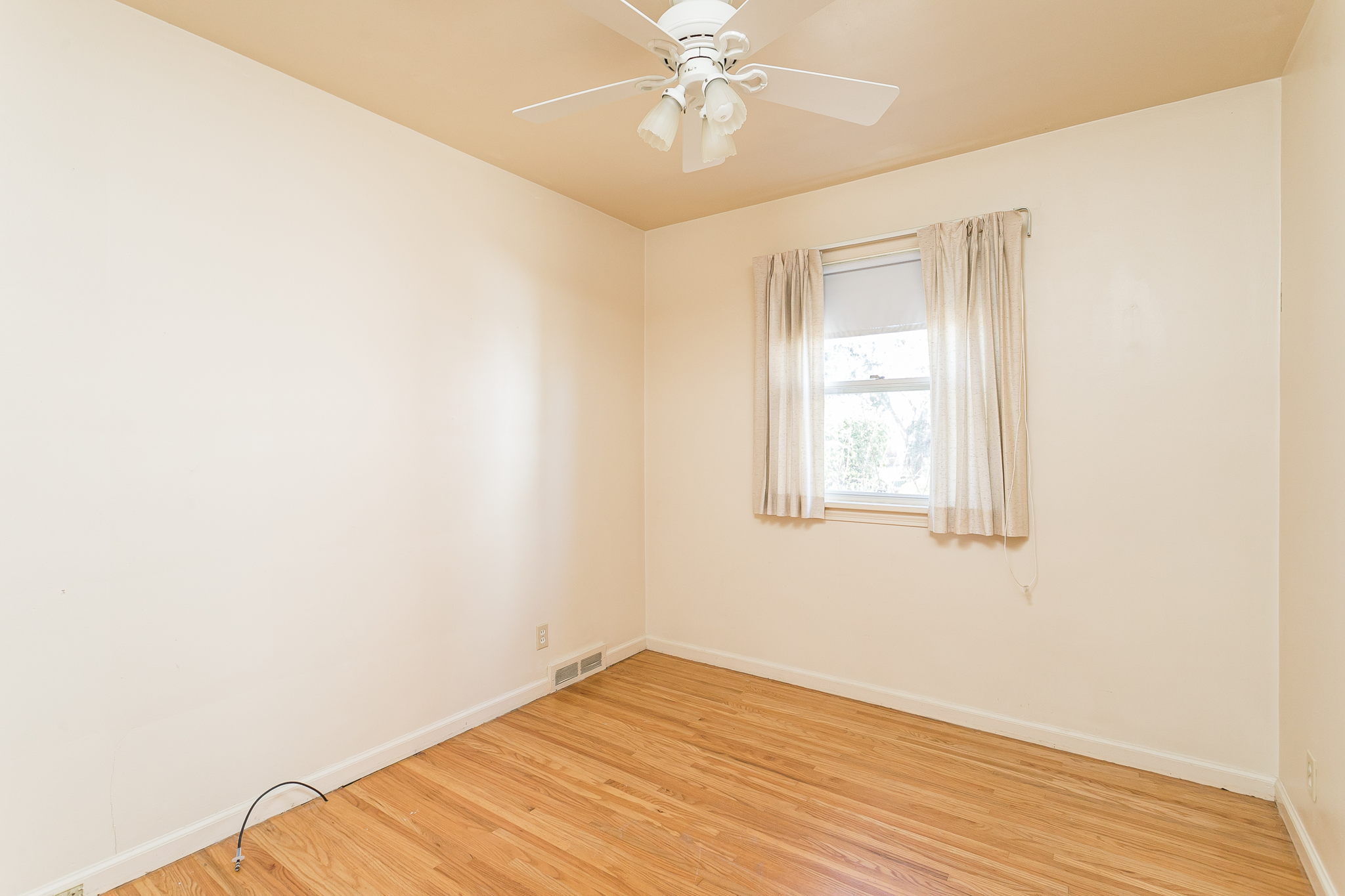 579 Barry Rd, Irondequoit, NY 14617, USA Photo 16