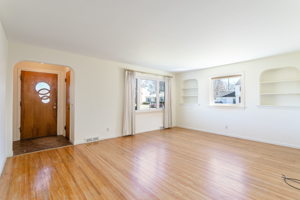 579 Barry Rd, Irondequoit, NY 14617, USA Photo 11