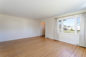 579 Barry Rd, Irondequoit, NY 14617, USA Photo 12