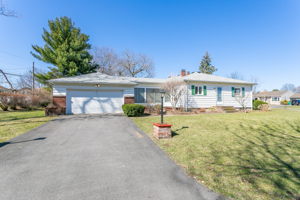 579 Barry Rd, Irondequoit, NY 14617, USA Photo 0