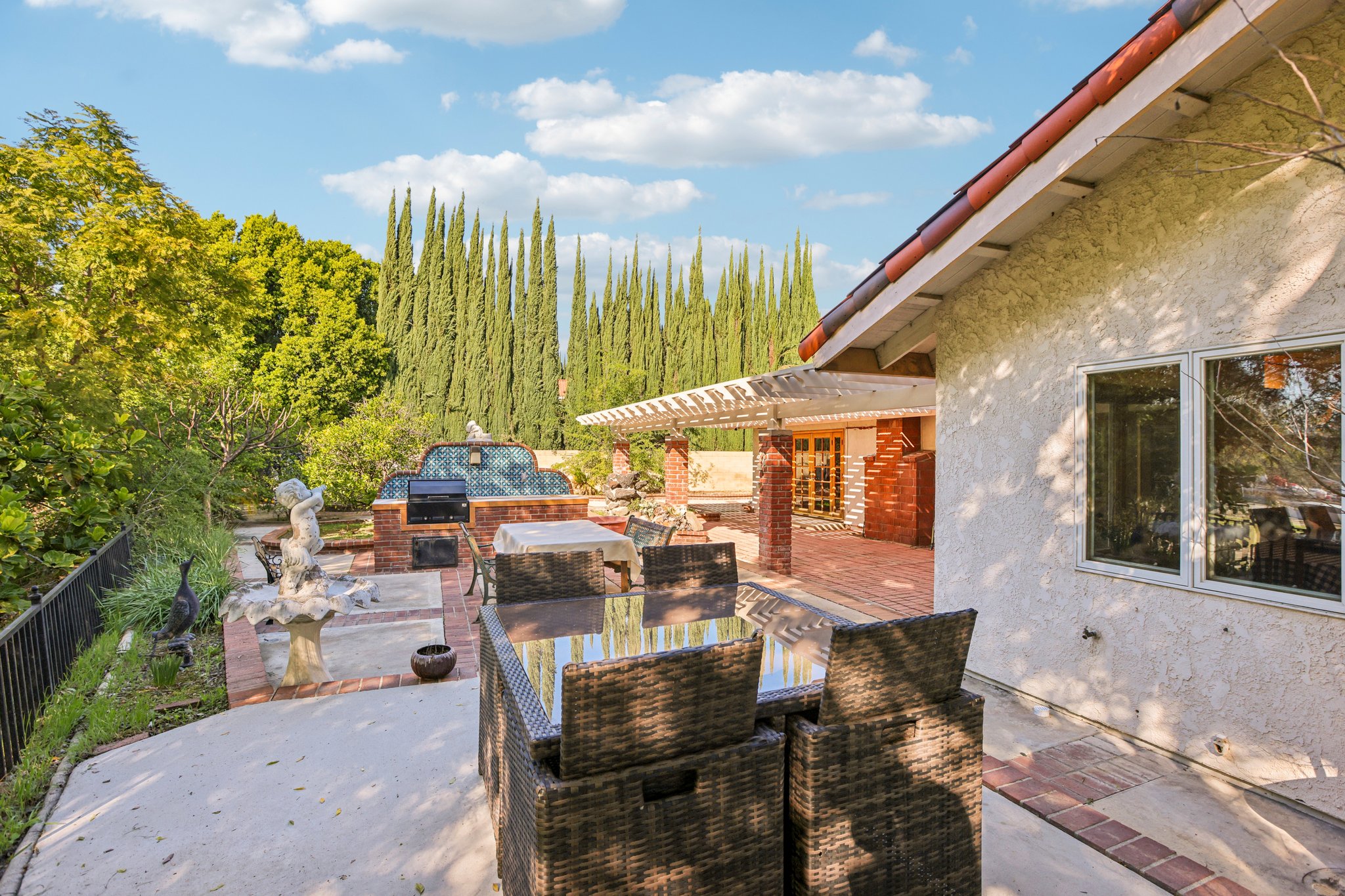 Golden Prados Dr-S2702-033.jpg