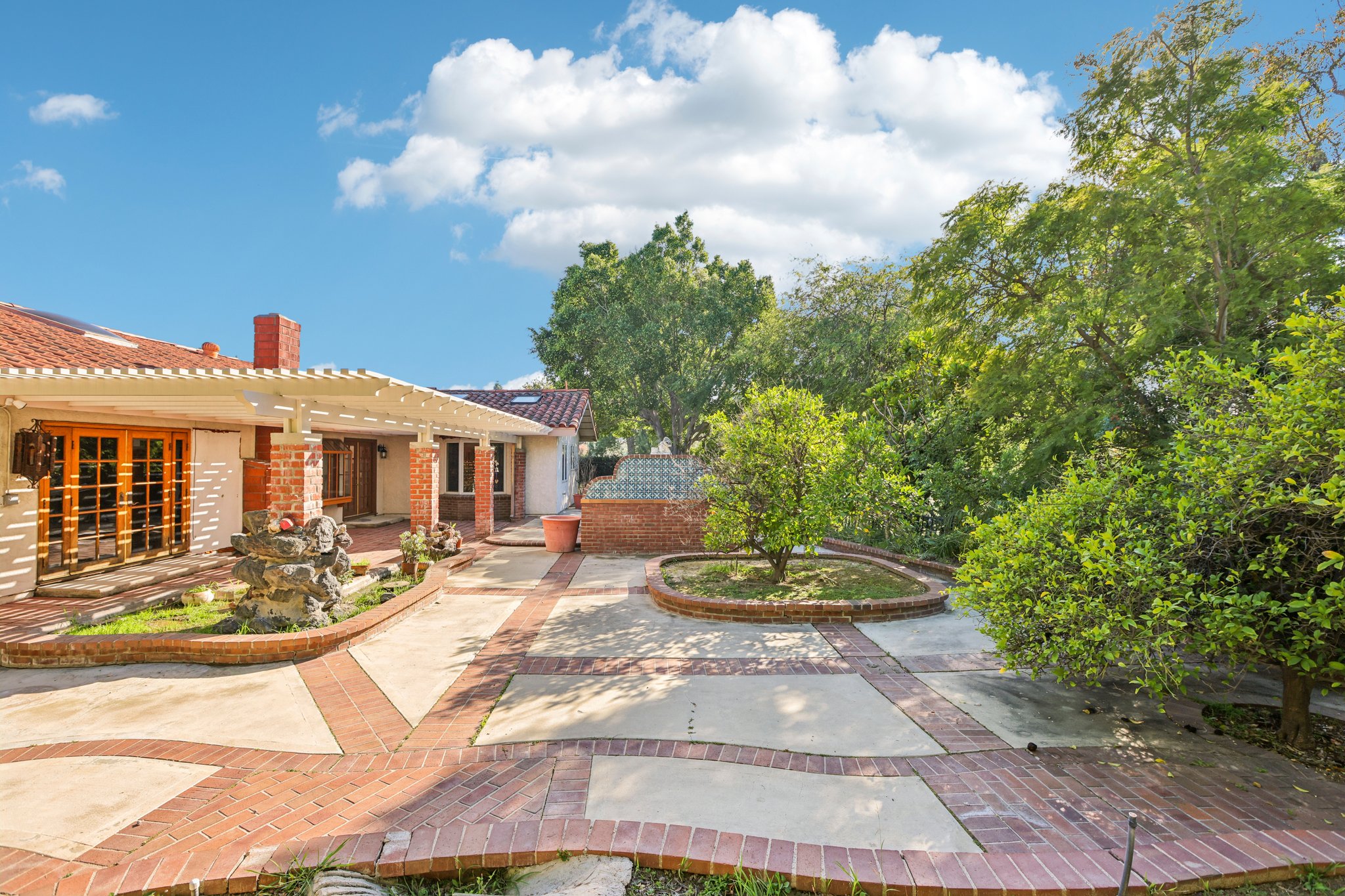 Golden Prados Dr-S2702-039.jpg