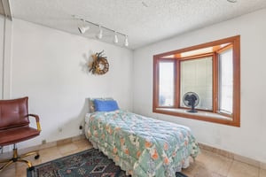 Golden Prados Dr-S2702-024.jpg