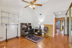 Golden Prados Dr-S2702-028.jpg