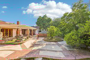 Golden Prados Dr-S2702-039.jpg