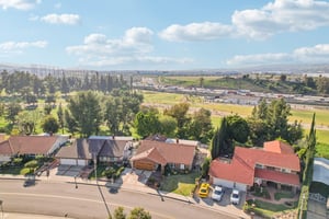 Golden Prados Dr-S2702-043.jpg