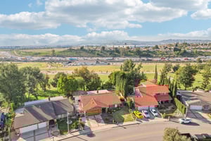 Golden Prados Dr-S2702-044.jpg