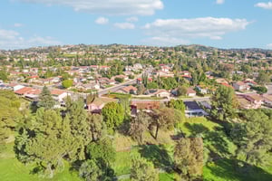 Golden Prados Dr-S2702-046.jpg