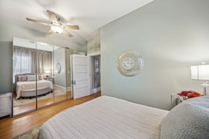 13_Interior