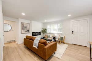 Modern Gas Fireplace Focal Feature