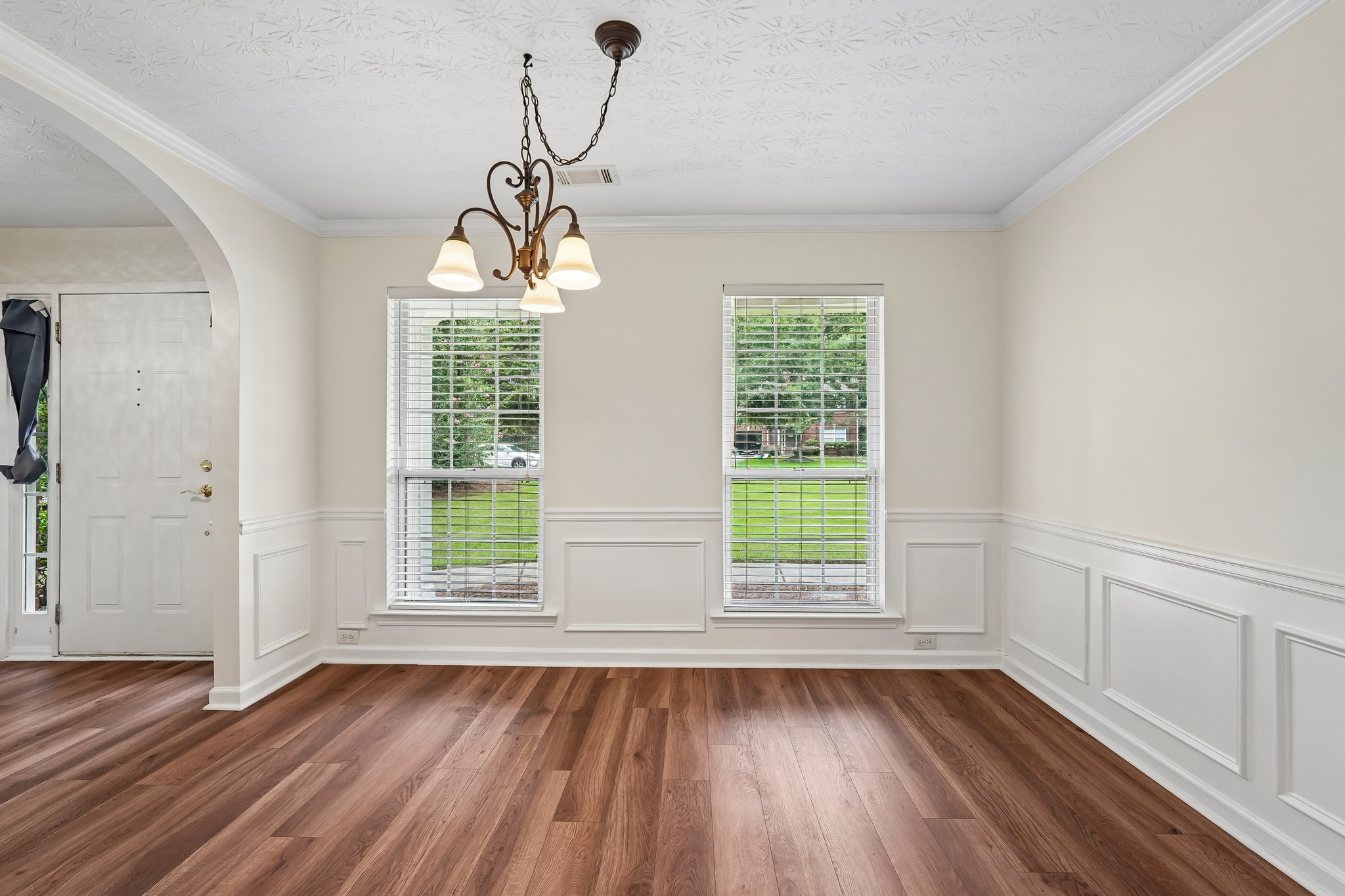 Woodstone Dr-S1607-014.jpg