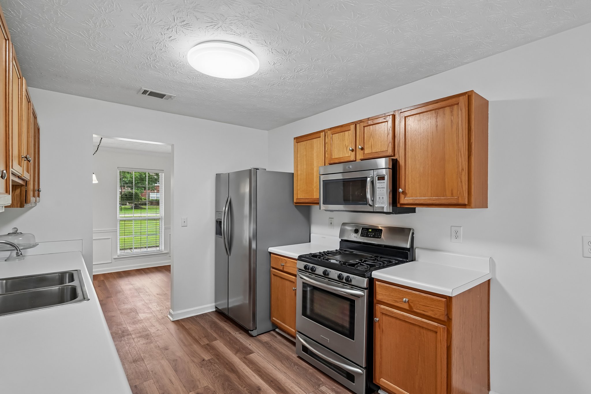 Woodstone Dr-S1607-019.jpg