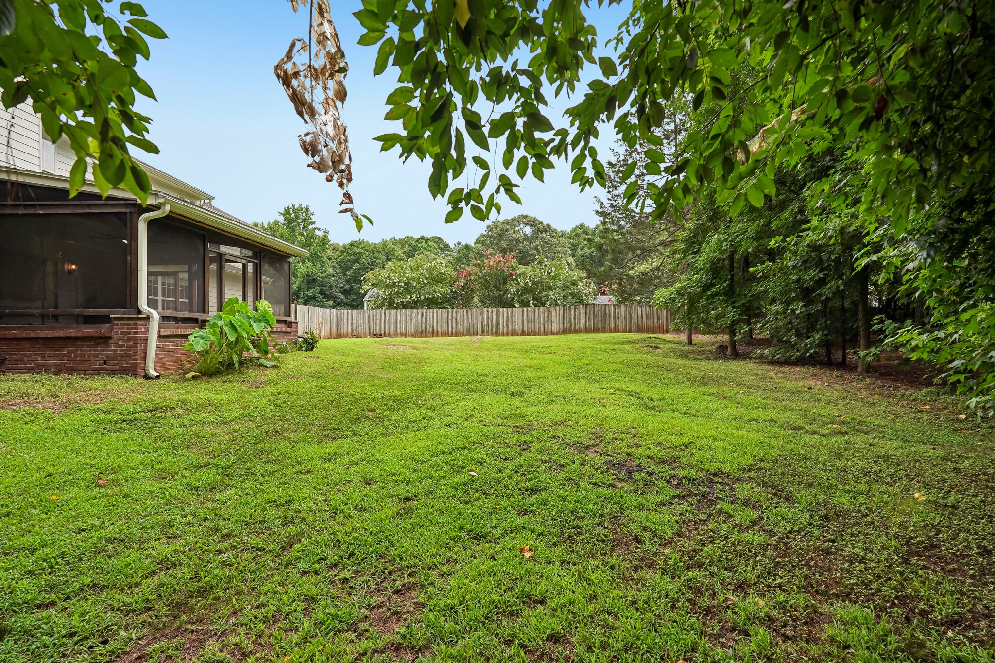 Woodstone Dr-S1607-057.jpg
