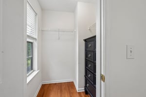 Woodstone Dr-S1607-029.jpg