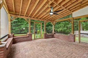 Woodstone Dr-S1607-048.jpg