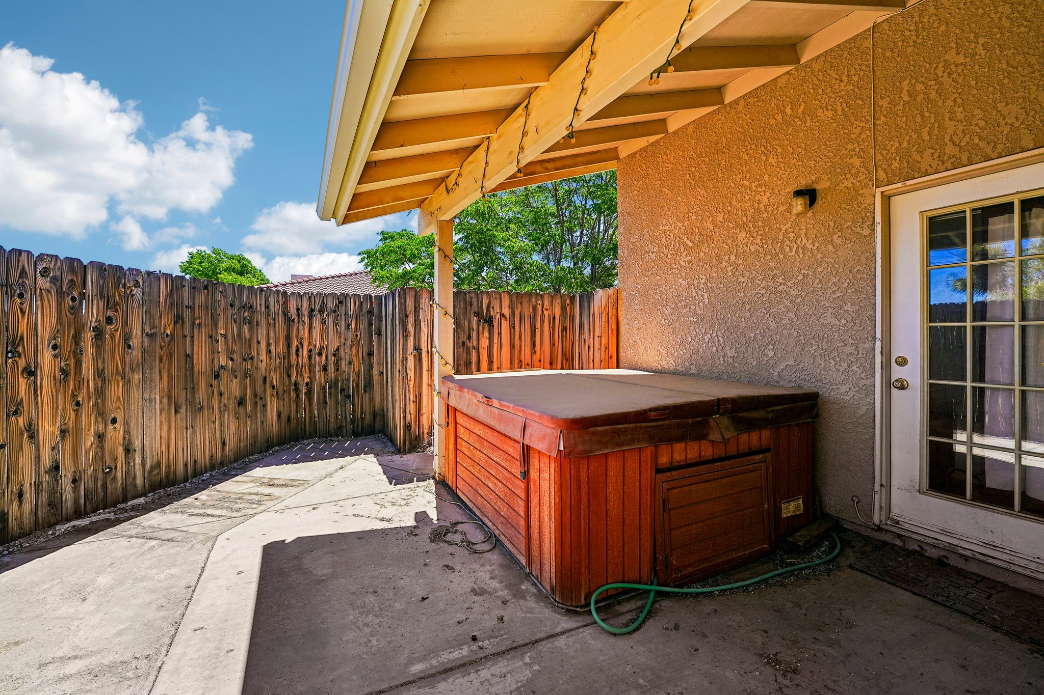 Juarez Dr-S1006-027.jpg