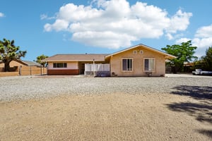 Juarez Dr-S1006-005.jpg