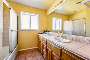 Juarez Dr-S1006-015.jpg