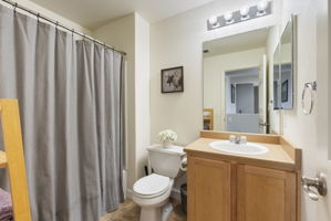 Full Bathroom - Upper