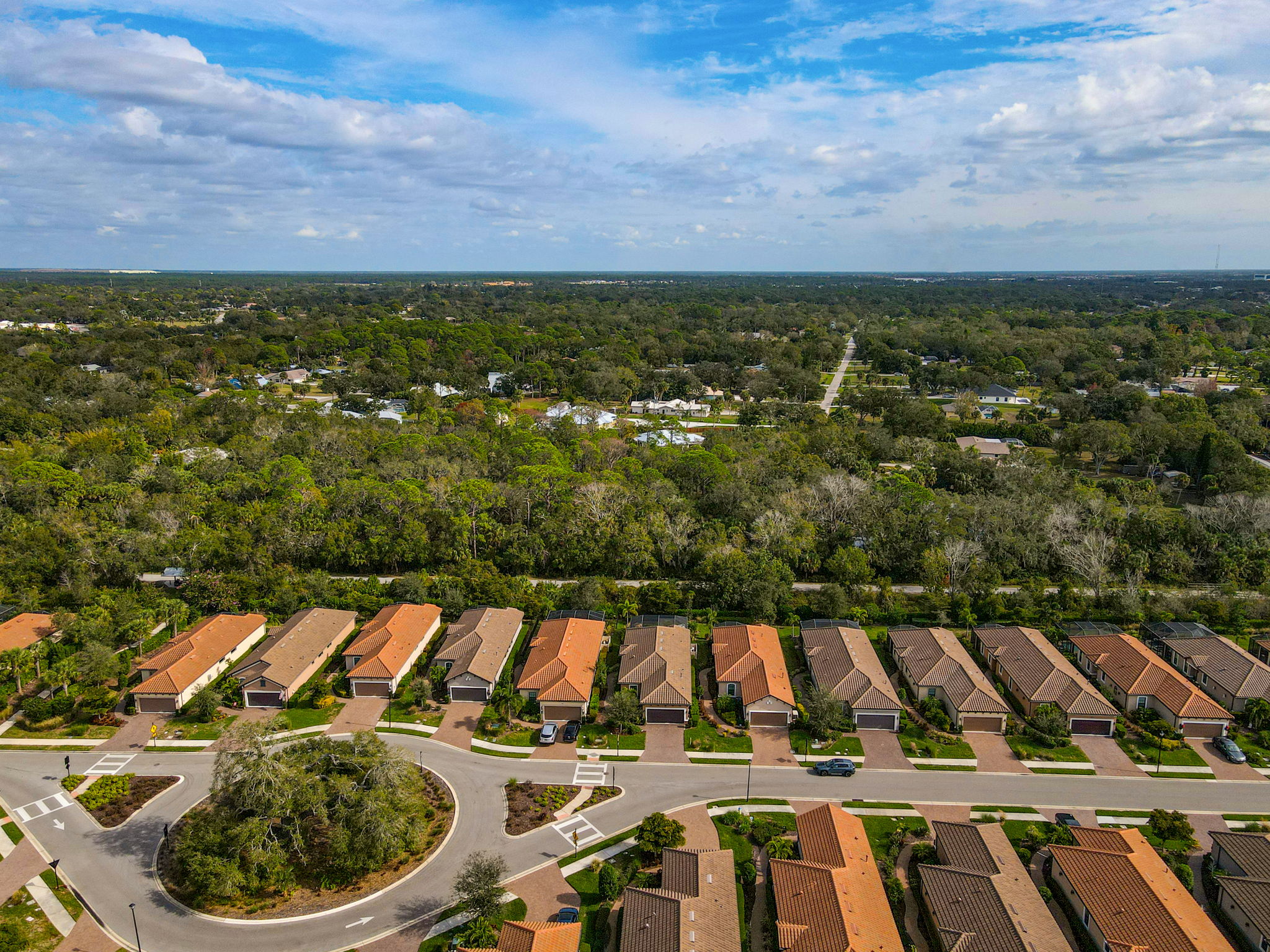 5792 Semolino St-51