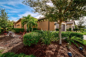 5792 Semolino St-5