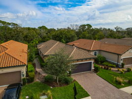 5792 Semolino St-46