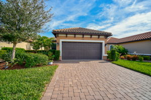 5792 Semolino St-1
