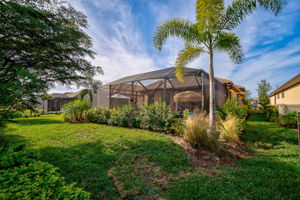 5792 Semolino St-41