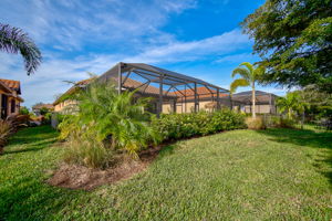 5792 Semolino St-43