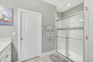 5792 Semolino St-26