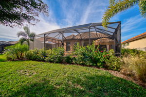 5792 Semolino St-42