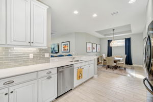 5792 Semolino St-12