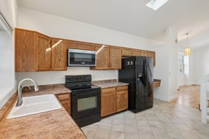 W 75th Pl-S1003-010.jpg