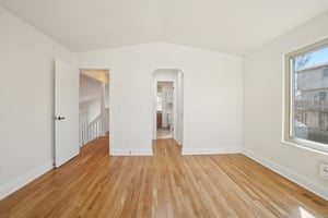 W 75th Pl-S1003-014.jpg