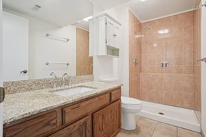 W 75th Pl-S1003-021.jpg