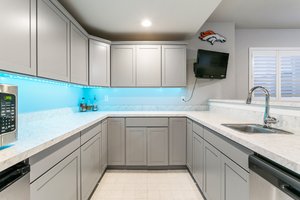 Wet Bar